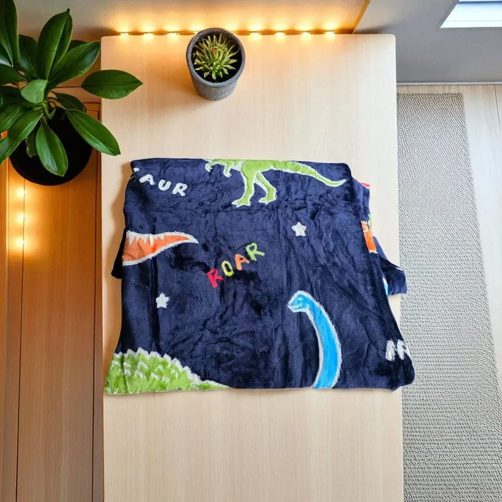 Glow in the Dark Dinosaur Throw Blanket – Blue, for Kids, Soft & Cozy, NEW - Picture 9 of 11